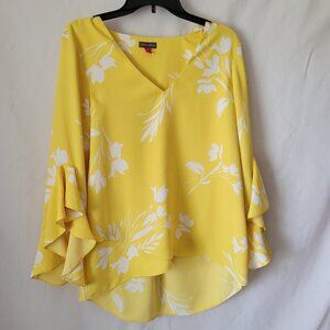 Vince Camuto Blouse Ruffled Sleeves Yellow White floral flowy cottage Medium